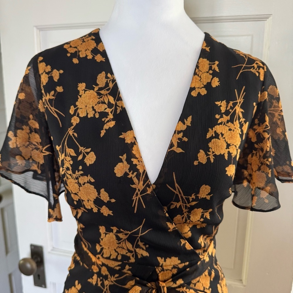 Princess Polly Black & Gold Ina Mini Dress size 2 - Picture 3 of 11